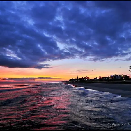 Wczasowa8 Agat Lodge Sarbinowo