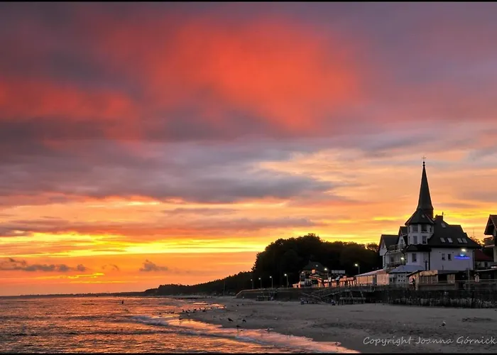 Wczasowa8 Agat Деревянный коттедж *